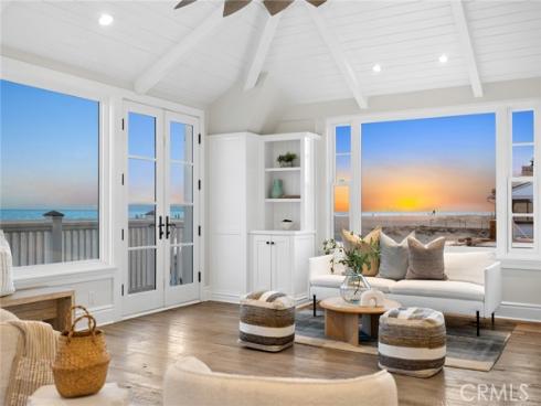 524 W Oceanfront , Newport Beach, CA