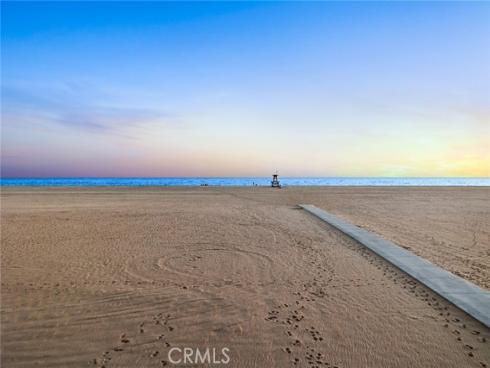 524 W Oceanfront , Newport Beach, CA
