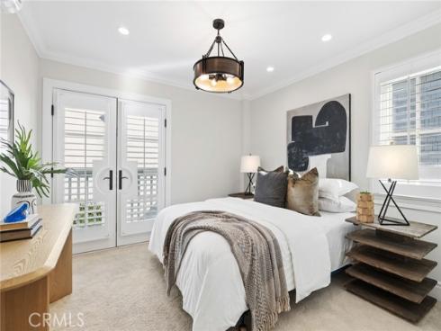 524 W Oceanfront , Newport Beach, CA
