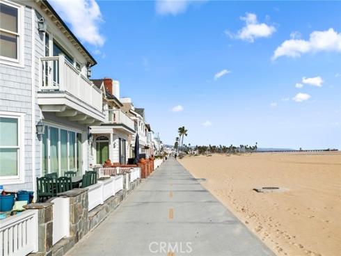 524 W Oceanfront , Newport Beach, CA