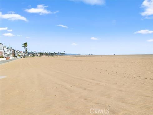 524 W Oceanfront , Newport Beach, CA