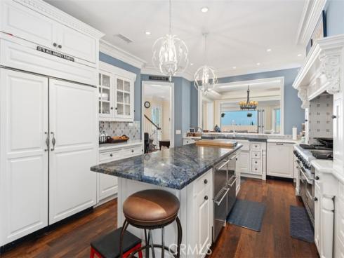 522 W Oceanfront , Newport Beach, CA
