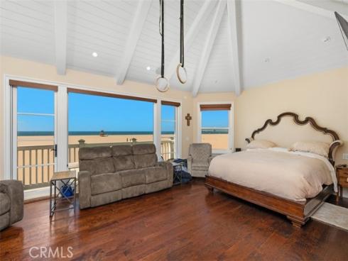 522 W Oceanfront , Newport Beach, CA