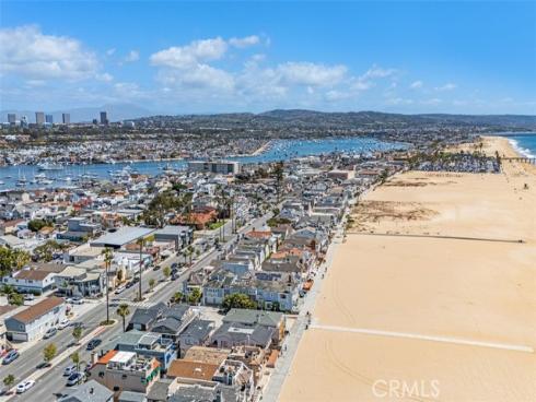 522 W Oceanfront , Newport Beach, CA