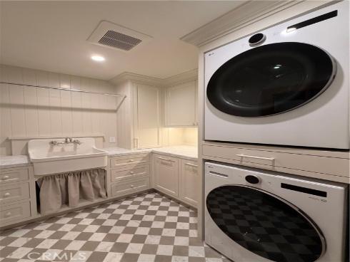 1961 Port Cardigan Place, Newport Beach, CA