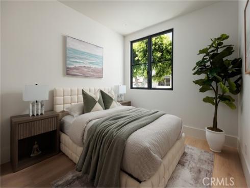1123 E Balboa , Newport Beach, CA