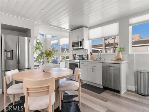 1011 N Bay Front , Newport Beach, CA
