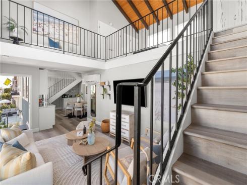 1011 N Bay Front , Newport Beach, CA