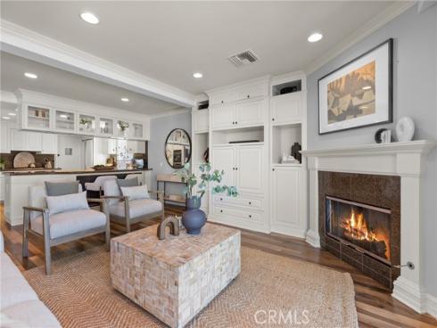 1011 N Bay Front , Newport Beach, CA