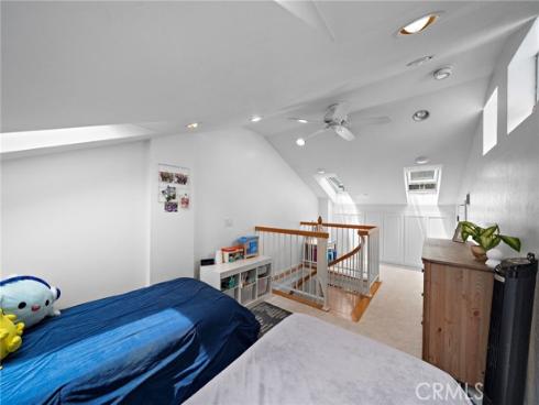 2528 University Drive, Newport Beach, CA