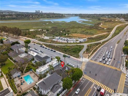 2528 University Drive, Newport Beach, CA