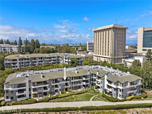 280 Cagney 211 Lane, Newport Beach, CA