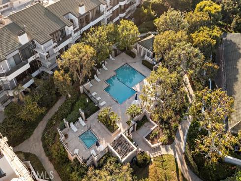 280 Cagney 211 Lane, Newport Beach, CA