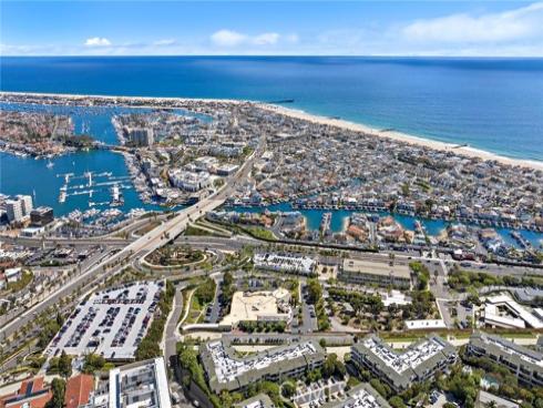 280  Cagney  211  Lane, Newport Beach, CA