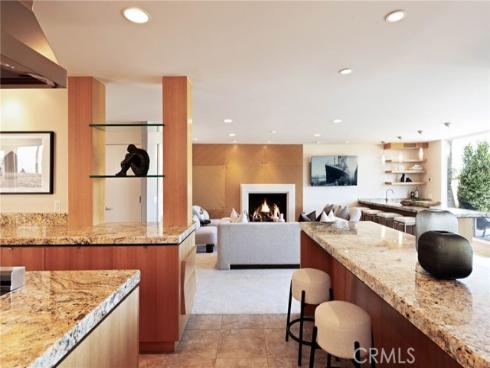 12 Harbor Island, Newport Beach, CA