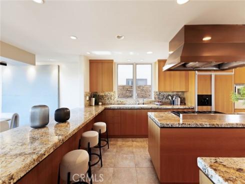 12 Harbor Island, Newport Beach, CA