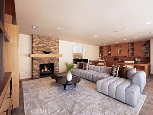 12 Harbor Island, Newport Beach, CA