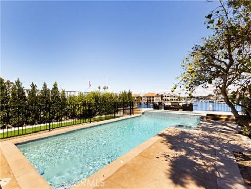 12 Harbor Island, Newport Beach, CA