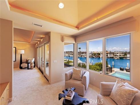 12 Harbor Island, Newport Beach, CA