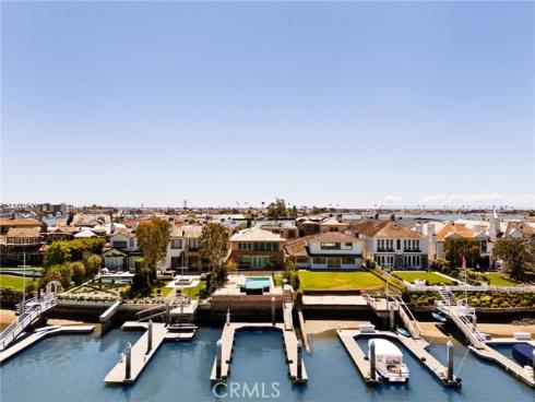12 Harbor Island, Newport Beach, CA