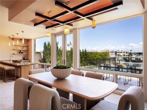 12 Harbor Island, Newport Beach, CA