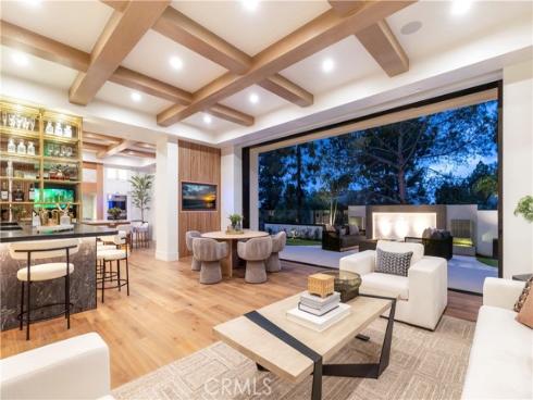 6 Pinehurst Ln , Newport Beach, CA
