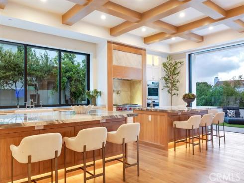 6 Pinehurst Ln , Newport Beach, CA