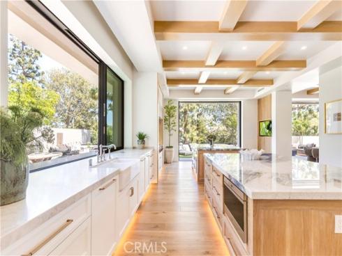 6 Pinehurst Ln , Newport Beach, CA