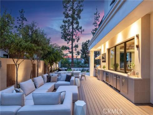 6 Pinehurst Ln , Newport Beach, CA