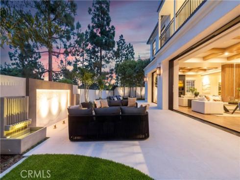 6 Pinehurst Ln , Newport Beach, CA