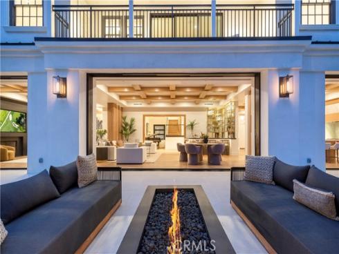 6 Pinehurst Ln , Newport Beach, CA