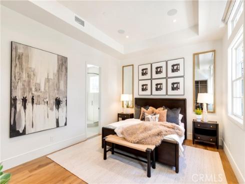 6 Pinehurst Ln , Newport Beach, CA
