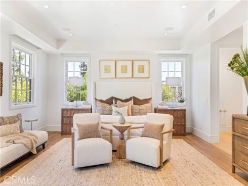 6 Pinehurst Ln , Newport Beach, CA