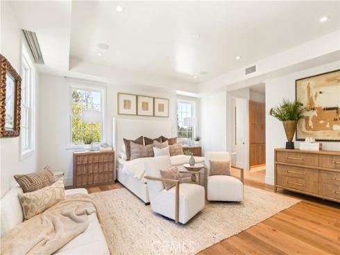 6 Pinehurst Ln , Newport Beach, CA