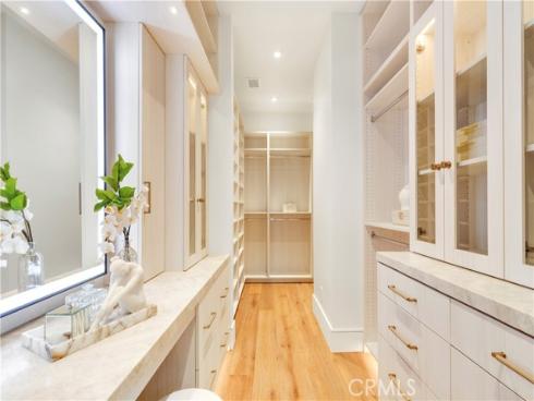 6 Pinehurst Ln , Newport Beach, CA