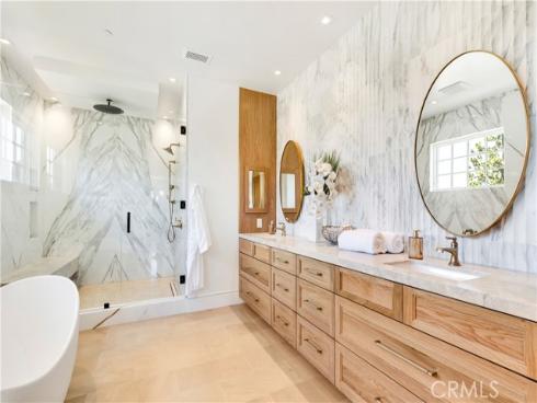 6 Pinehurst Ln , Newport Beach, CA