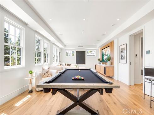 6 Pinehurst Ln , Newport Beach, CA