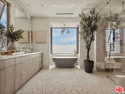 1399 Galaxy Drive, Newport Beach, CA