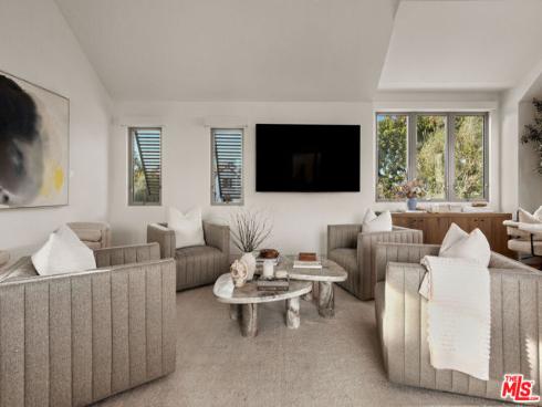 1399 Galaxy Drive, Newport Beach, CA
