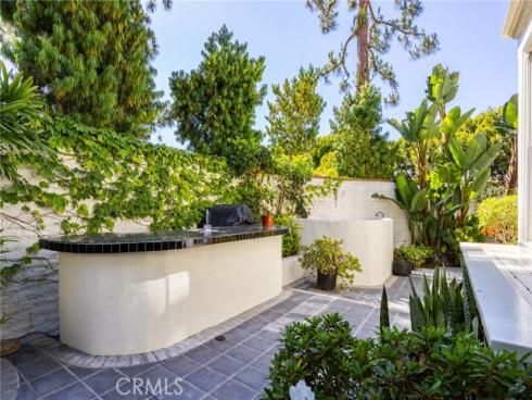 2 Chatham Court, Newport Beach, CA