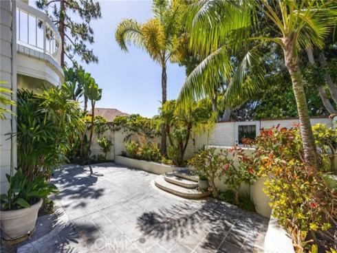 2  Chatham   Court, Newport Beach, CA