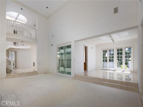 2 Chatham Court, Newport Beach, CA
