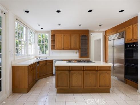 2 Chatham Court, Newport Beach, CA