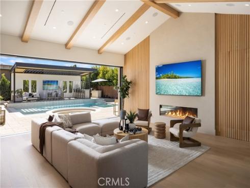 1453 Galaxy Dr , Newport Beach, CA