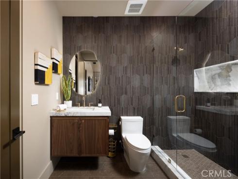 1453 Galaxy Dr , Newport Beach, CA