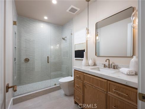 1453 Galaxy Dr , Newport Beach, CA