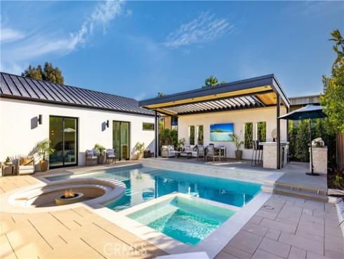1453 Galaxy Dr , Newport Beach, CA