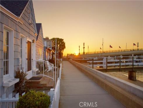 1407 N Bay Front , Newport Beach, CA