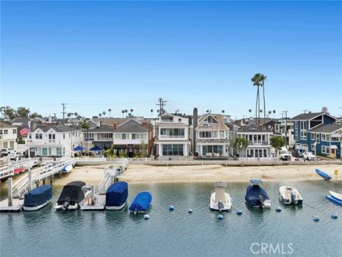 1105 N Bay Front , Newport Beach, CA