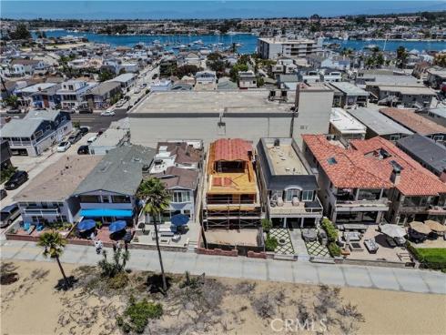 306 E Oceanfront , Newport Beach, CA